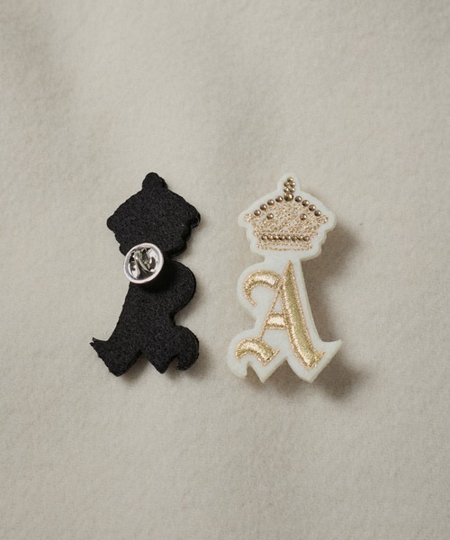 SALON adam et rope' ブローチ 刺繍ワッペンブローチ「A