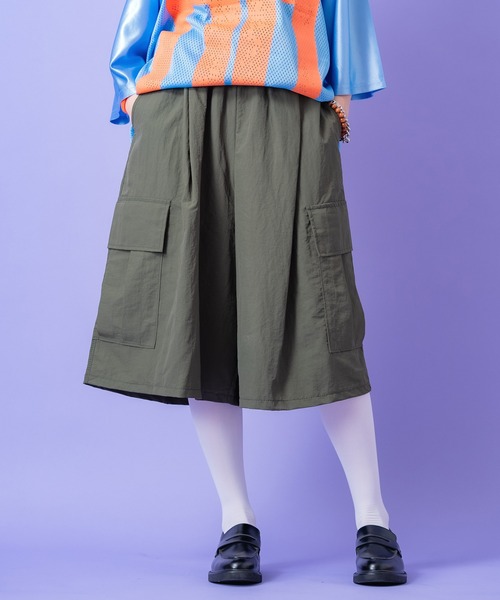 カーゴパンツ a.p.o.v. スーパービッグナイロンカーゴハーフパンツ