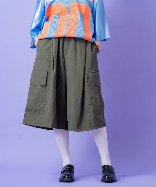 カーゴパンツ a.p.o.v. スーパービッグナイロンカーゴハーフパンツ