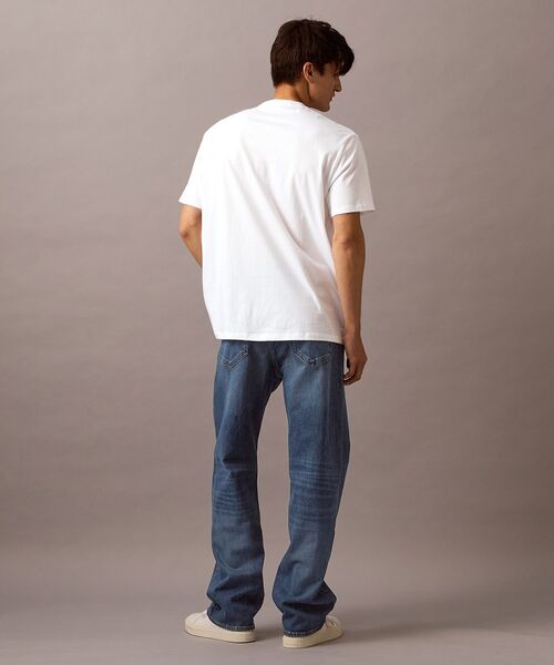 関税込   Jeans グラフィック Tシャツ ユニセックス Calvin Klein tシャツ 「ユニセックス」グラフィック Tシャツ