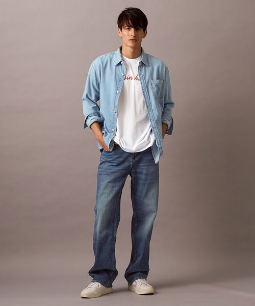 関税込   Jeans グラフィック Tシャツ ユニセックス Calvin Klein tシャツ 「ユニセックス」グラフィック Tシャツ