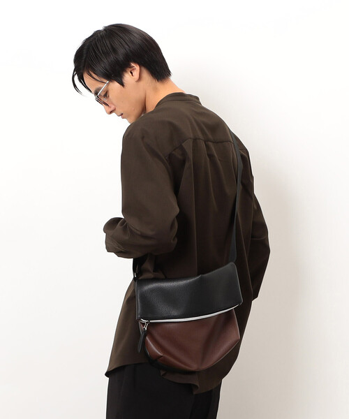 COMME CA ISM（コムサイズム） ショルダーバッグ バイカラー