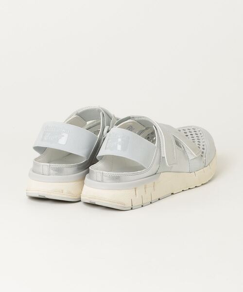 「Onitsuka Tiger」 フラットサンダル 26 シルバー系その他 レディース_画像2