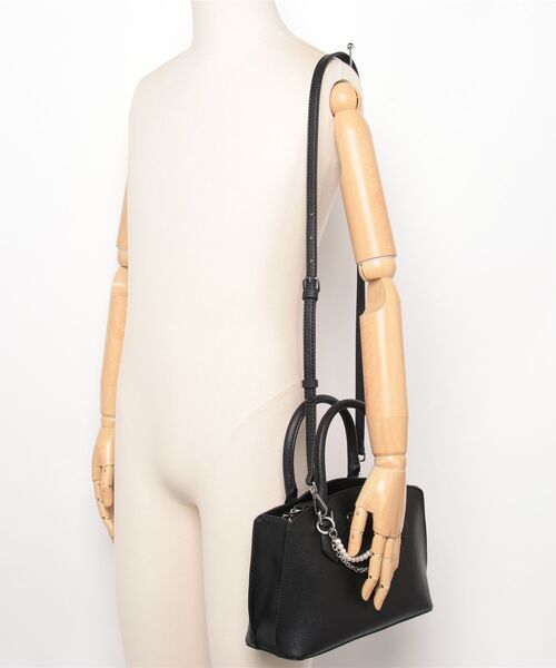 GUESS（ゲス） ショルダーバッグ バッグ JEANINE Satchel ハンドバッグ