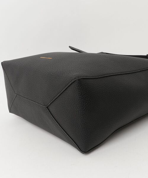 CHARLES ＆ KEITH（チャールズ&キース） 「CHARLES & KEITH