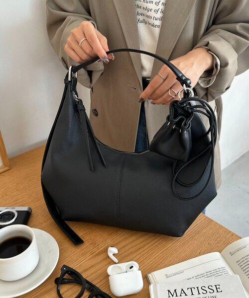(取寄) ホーボー レディース アルバ クロスボディ HOBO women Alba Crossbody Saddle Stardust Discoat（ディスコート） ショルダーバッグ バッグ ネックチャーム付