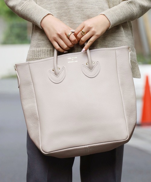 「YOUNG\u0026OLSEN The DRYGOODS STORE」 ハンドバッグ FREE ベージュ レディースの画像