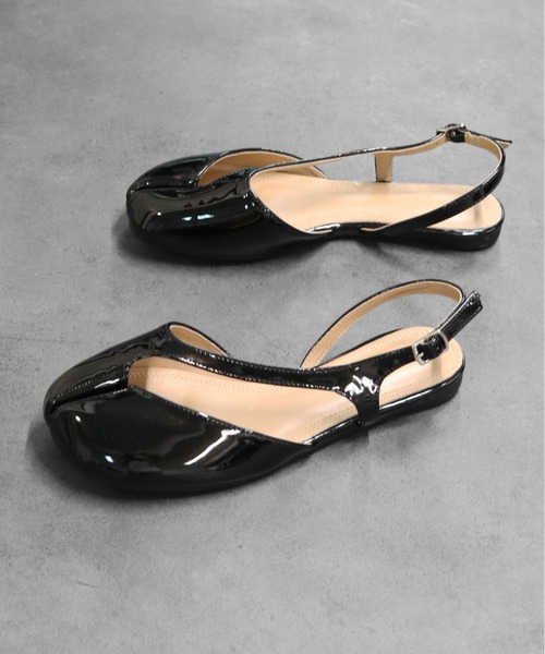 パンプス アシンメトリーストラップ 足袋パンプス　ASYMMETRIC STRAP TABI PUMPS | THE CELL. | 02