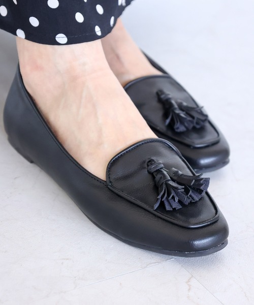 SESTO（セスト） パンプス タッセル付きフラットローファーパンプス
