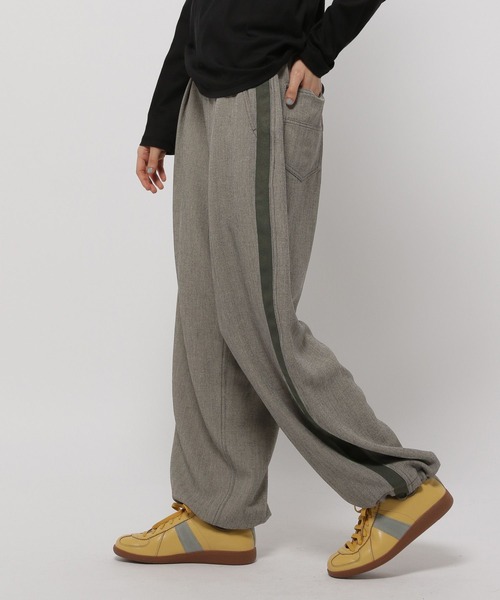 niko and… トロットシンプルスラックスパンツ　Ｌベージュサイドライン niko and ｜トロットシンプルスラックスパンツ | Rakuten