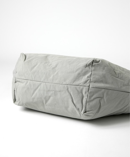 未使用 meltum ナイロンメッセンジャーバッグ グレー NYLON MESSENGER BAG meltum メルタム