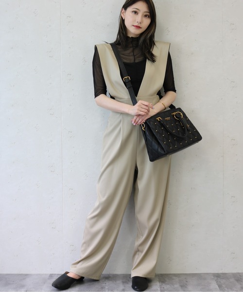 GUESS（ゲス） ショルダーストラップ ショルダーバッグ バッグ