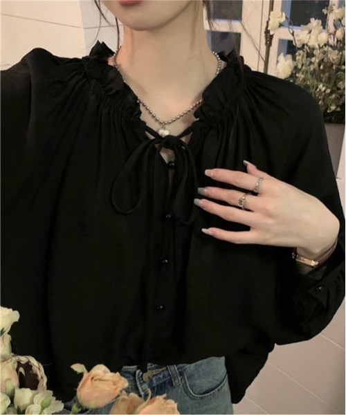 maison de Dolce. ドルチェ　ボリュームスリーブブラウス　黒 TOPS | maison de Dolce.