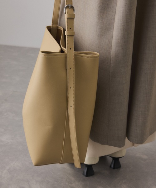 ADAM ET ROPE'（アダムエロペ） ショルダーバッグ バッグ ワンハンドル