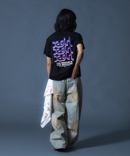 つる927ページです♥️ X-girl（エックスガール） tシャツ 半袖 TRIPLE LOGO S/S TEE