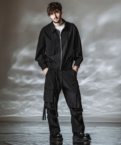 NO ID. BLACK シンセティックレザー ポケット カーゴパンツ NO ID.（ノーアイディー） カーゴパンツ 「NO ID.」Synthetic Leather