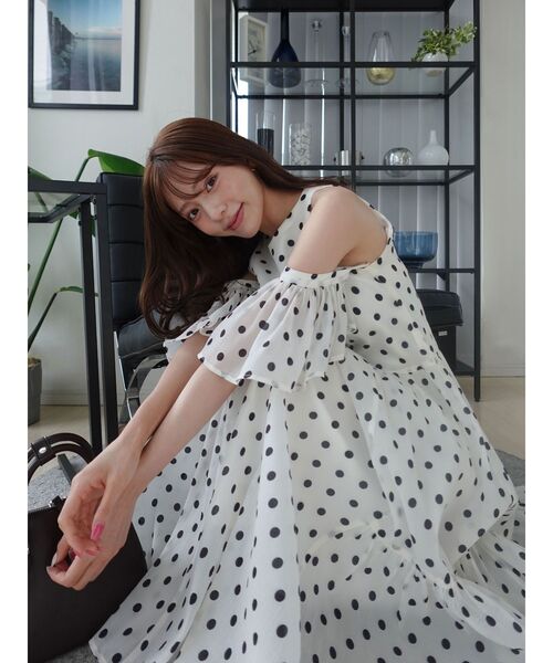 ワンピース 3WAYシアードットプリントギャザーフレアワンピース 「夏服」の画像