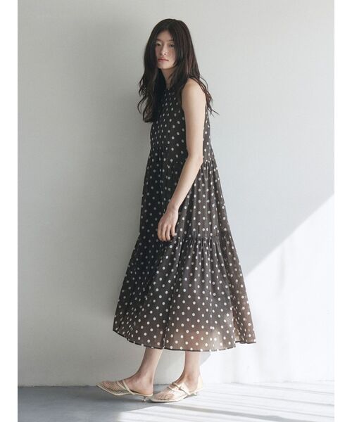 ワンピース 3WAYシアードットプリントギャザーフレアワンピース 「夏服」の画像
