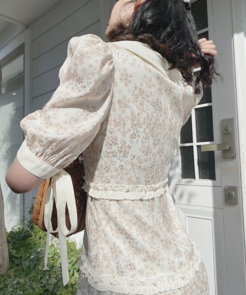 lissi Boutique 配色シフォンフリルブラウス