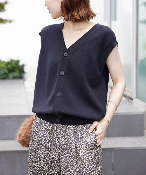 「IENA」 ニットベスト - ブラック レディース IENA（イエナ）の「ベロアニットフォルムベスト（ベスト）」 - WEAR