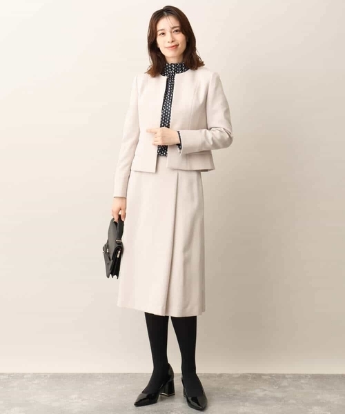【未使用品・FENNEL】ノーカラージャケット 3連ストーン 日本製 FENNELのノーカラージャケットの商品一覧｜ファッション通販の