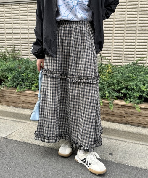 SOLLON.（ソルロン） スカート チェック柄フリルティアードロング