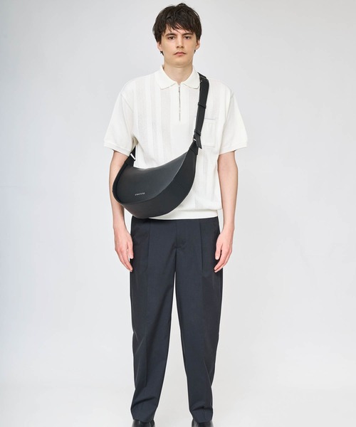 ❤️ GRIS BLACK ❤️ ショルダーバック❤️ gris ほぼ新品 シボ合皮ワイヤーショルダーバッグ（ショルダーバッグ