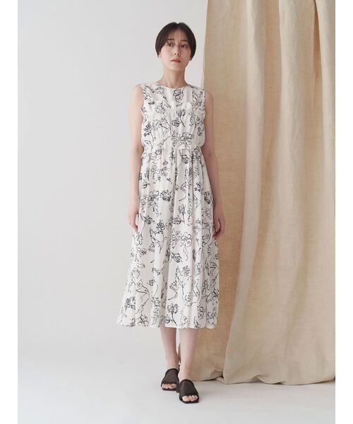 TONAL（トーナル） ワンピース ラインフラワービスチェ付フレア 