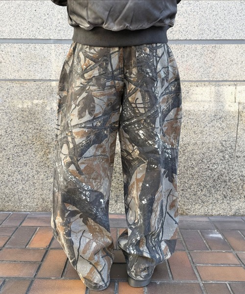 SPINNS（スピンズ） パンツ カモフラ柄ミリタリーワイドパンツ/リアル