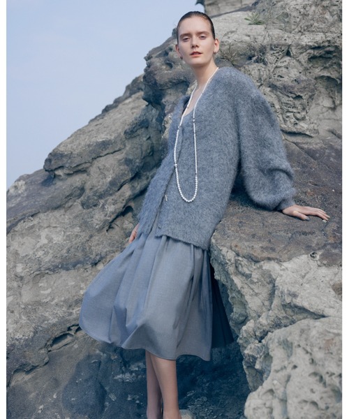 CELFORD　セルフォード　ファーラインストーンカーディガン　オフホワイト CELFORD（セルフォード）の「ケーブルニットファーカーデ