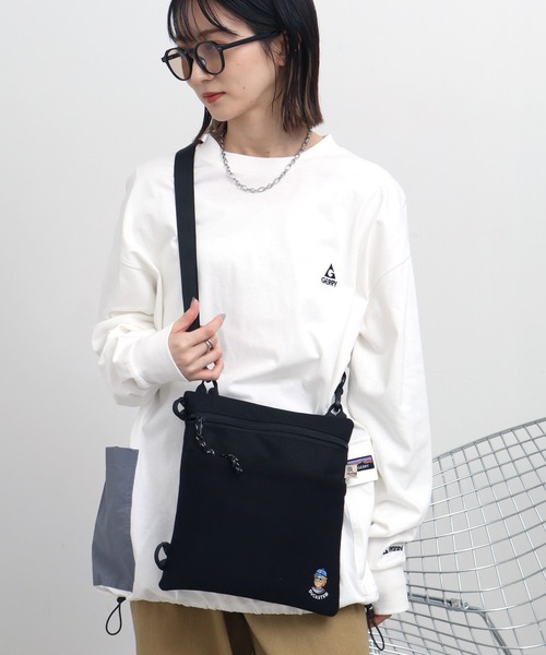 Duckster（ダックスター） ショルダーストラップ サコッシュ