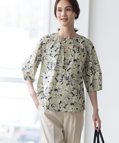 ブラウス シャツ 「Liberty」リバティプリントタックスリーブブラウス レディースの画像