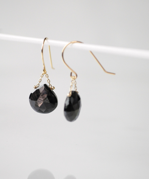 anq.」K18/K10・天然石マロンピアス　ブラックルチルクオーツ anq.（アンク） アレルギー対応 ピアス 「anq.」K18/K10・天然石マロン