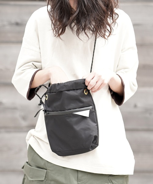 LIVERAL（リヴェラル） ショルダーバッグ バッグ レディース メンズ