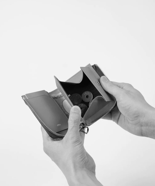 ITTI（イッチ） 財布 イッチ / CRISTY VERY COMPACT WLT.5 / KUROZAN