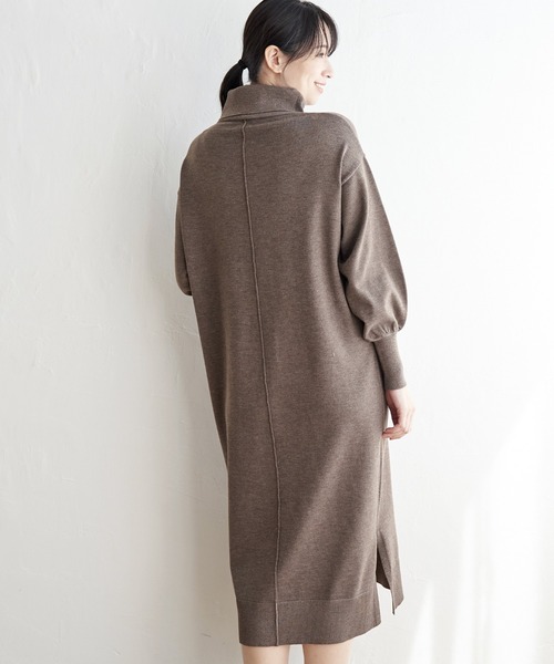 ikka（イッカ） ワンピース タートルニットスリットワンピース