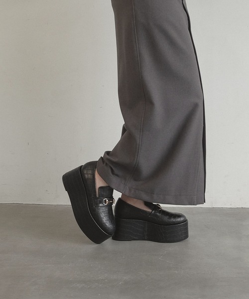 【美品】ダニエラアンドジェマ ポインテッドボリュームソールローファー Daniella & GEMMA(ダニエラ＆ジェマ)｜【レイン対応】ポインテッド