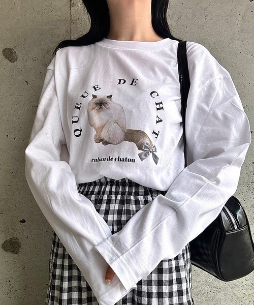日本未入荷 KUOSE★お花とリボンの猫プリントTシャツ tシャツ 「低身長用サイズあり」猫リボンプリントTシャツ