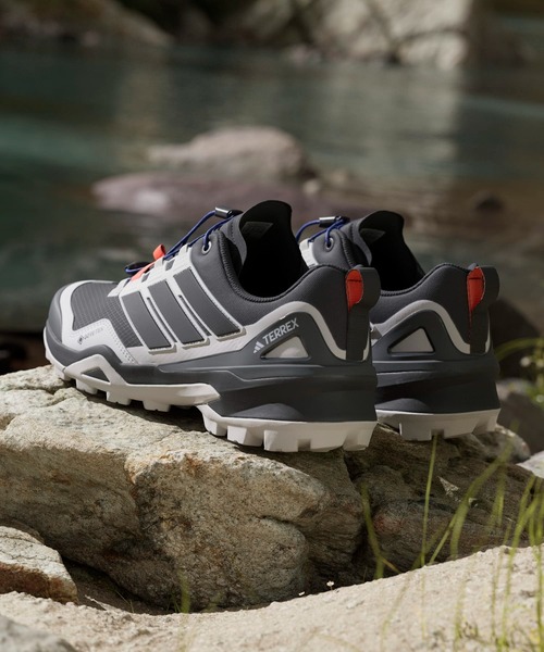 最終値下げです！アディダス GORE-TEX スニーカー コラボ最新 アディダス エヌエムディーシューズ NMD_V3 GORE-TEX