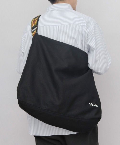 【たばん】 Fender ショルダーバッグ ヘビーキャンバス 大容量 ビッグ モノグラム