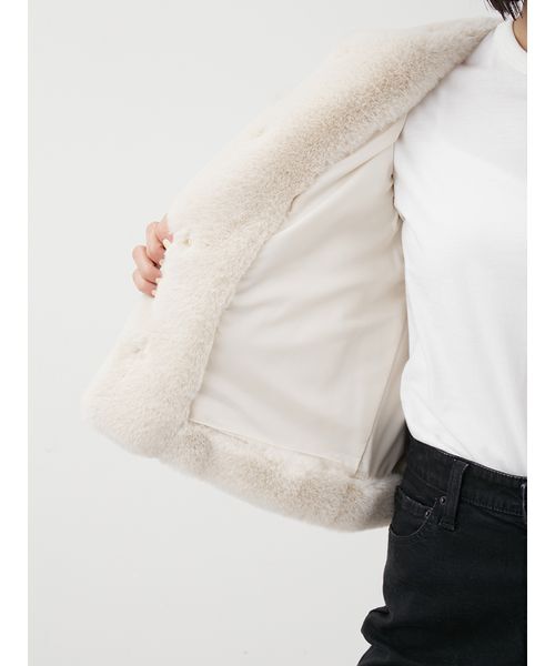 Mila Owen ミラオーウェン ベージュ クロップド　ファージャケット Mila Owen ミラオーウェン ベージュ クロップド ファージャケット 新品