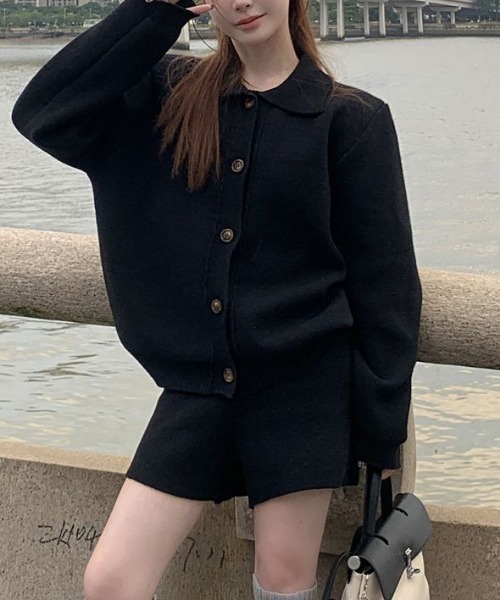 Sov. ボタン付きカーディガン とズボンのセットアップ Sov. ボタン付きカーディガン とズボンのセットアップ｜ソブ SOV