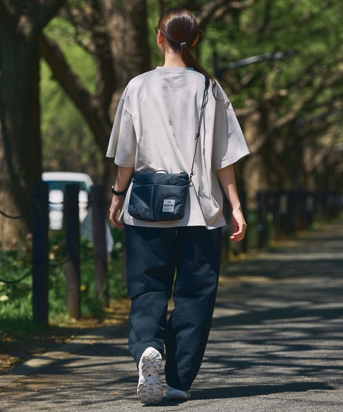 KiU（キウ） ショルダーバッグ バッグ 別注 撥水 マルチポケット