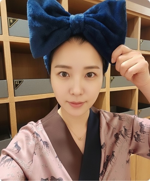 I.O.E ヘアバンド K-FASHION 超大型リボン 小顔見せ 洗顔バンド