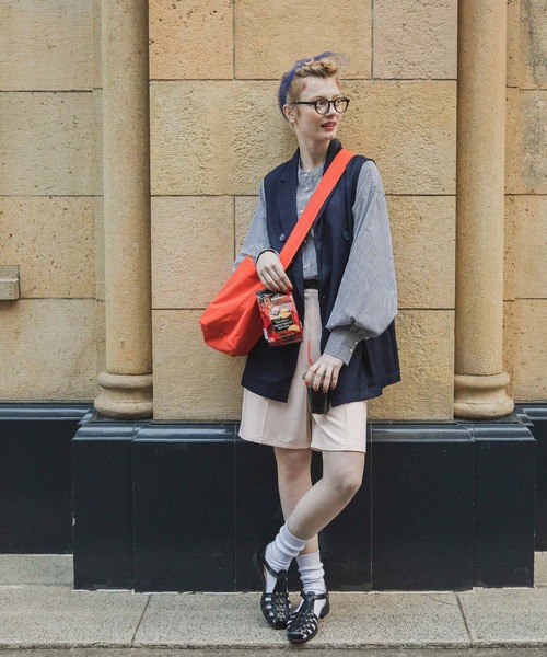 ALLEBOREBLAのとてもかわいいパンツです。 Bab / Bou Jeloud｜カラーリーフ柄パンツ | Rakuten Fashion