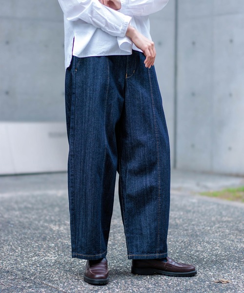 ワイドパンツ ジーンズ デニム デニムパンツ 「D.M.G. / ディーエムジー」 10ozムラ糸デニム アーモンドパンツ レディースの画像