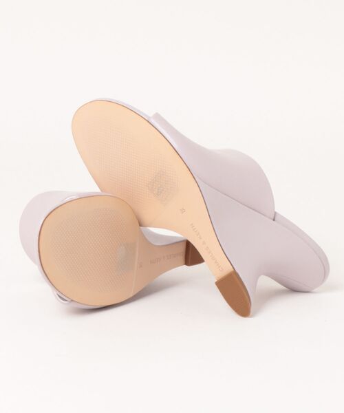 CHARLES ＆ KEITH サンダル ワイドストラップ スカルプチュア