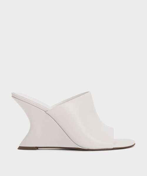 CHARLES & KEITH ワイドストラップ　スカルプチュアヒールウエッジ CHARLES ＆ KEITH サンダル ワイドストラップ スカルプチュア
