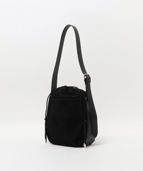 【美品】ユナイテッドアローズ　レザー 本革製 ショルダーバッグ ブラック BEAUTY＆YOUTH UNITED ARROWS ショルダーバッグ バッグ レザー