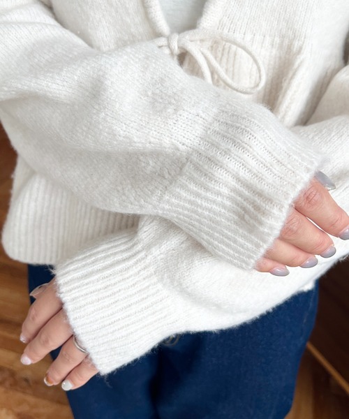 moment+ カーディガン フロントリボンフリルペプラムニット